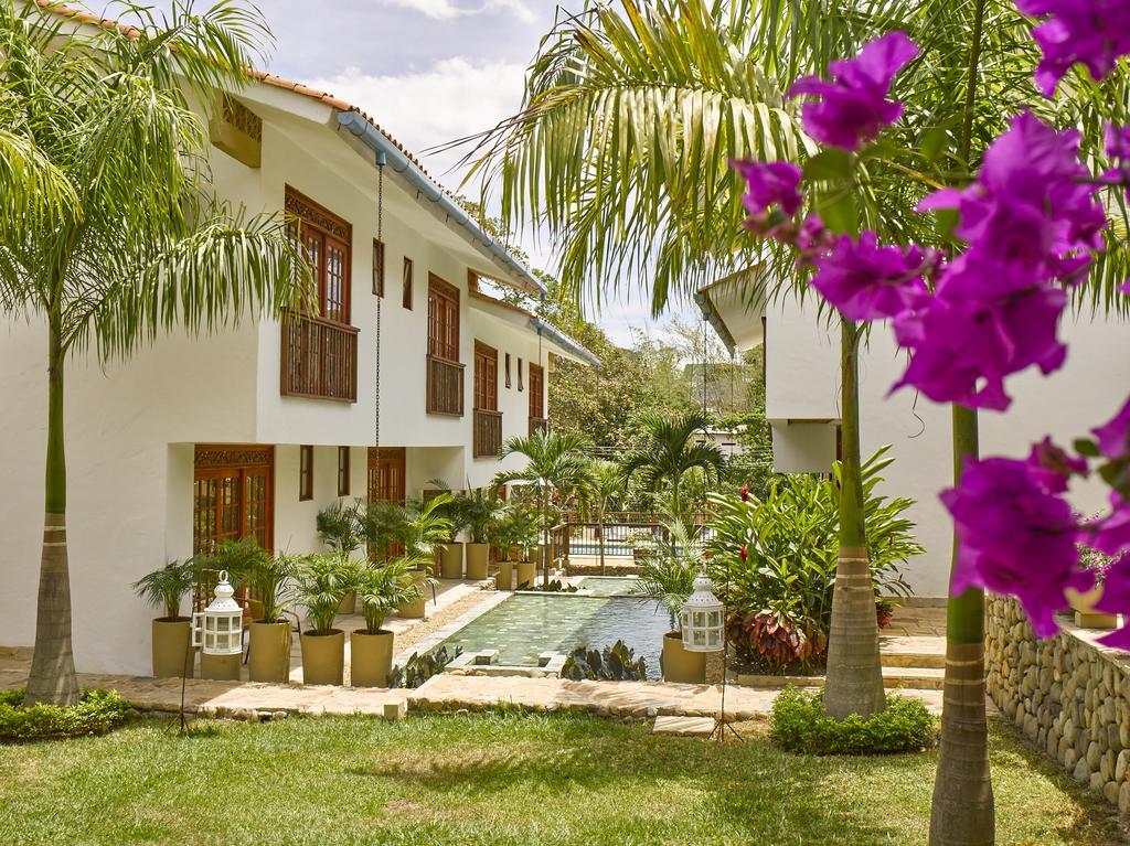 Lombok Hotel & Spa Antes Hotel Casablanca Guaduas Extérieur photo